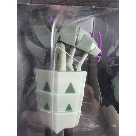Pokemon Articulated Golisopod Trainer Team Series Action Figure Collectible Toy - Picture 7 of 8